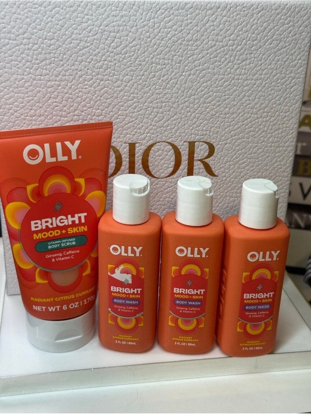 OLLY BRIGHT Mood + Skin BUNDLE - Body Scrub & 3 Body Washes - NEW
